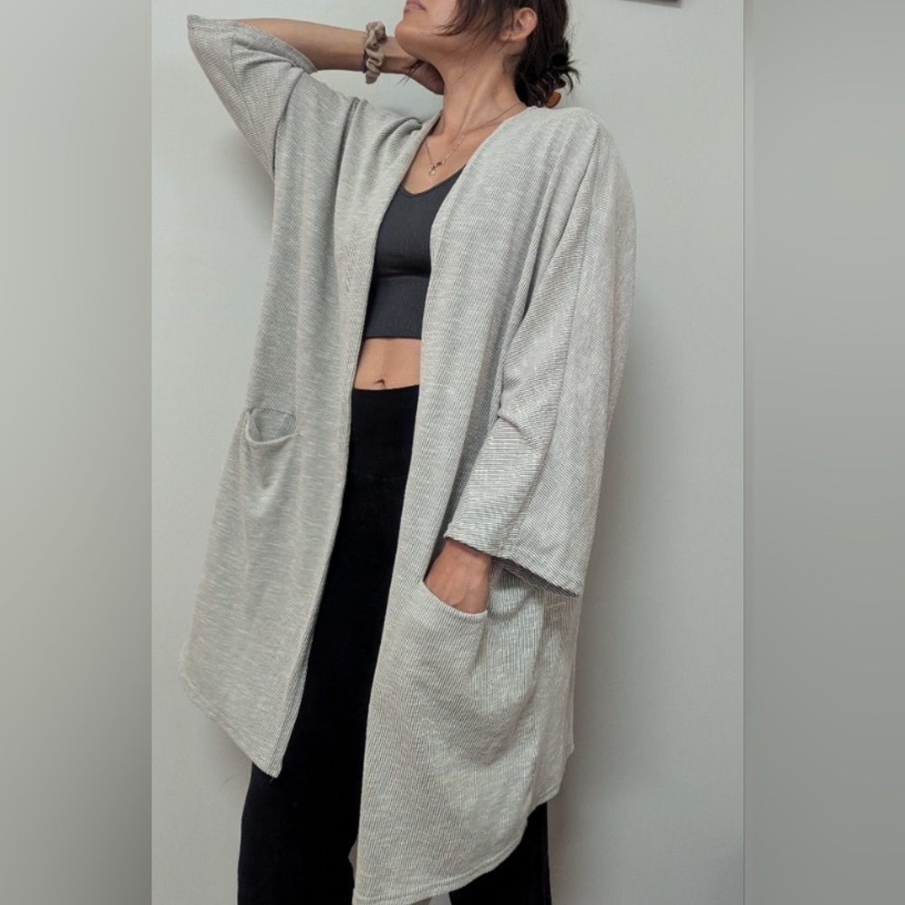 Anthropologie DONNI. Light Gray Striped Open Cardigan